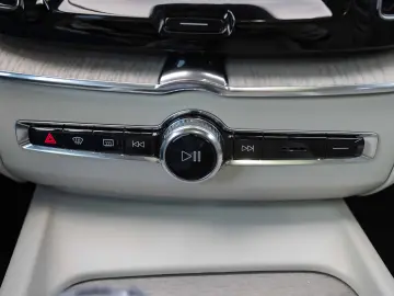 Volvo XC 60 B4 AWD Inscription