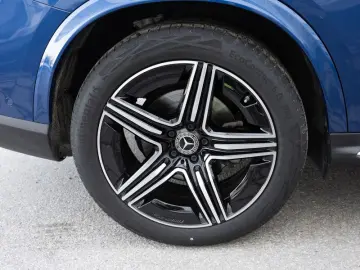 MERCEDES-BENZ GLC 220 d 4M AMG 360 Keyless Panoramic