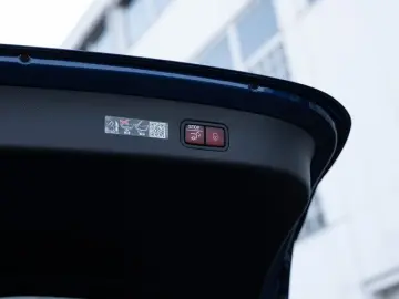 MERCEDES-BENZ GLC 220 d 4M AMG 360 Keyless Panoramic