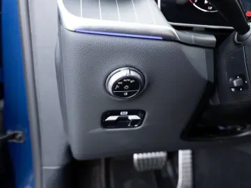 MERCEDES-BENZ GLC 220 d 4M AMG 360 Keyless Panoramic