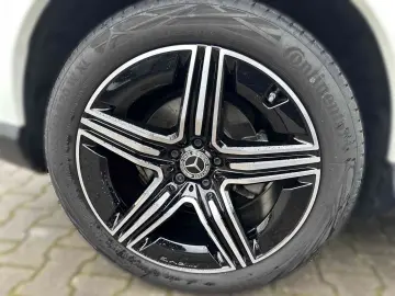 MERCEDES-BENZ GLC 220 d 4M Keyless 360