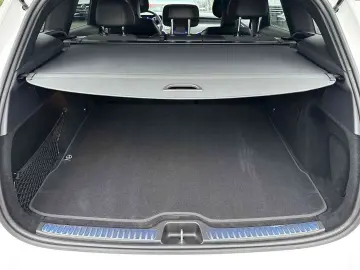 MERCEDES-BENZ GLC 220 d 4M Keyless 360