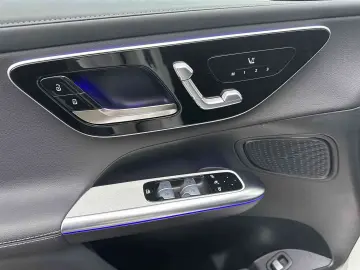 MERCEDES-BENZ GLC 220 d 4M Keyless 360