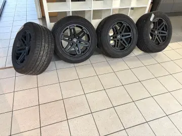 MITSUBISHI L200 Doppelkabine4WD Hardtop BLACK-STYLE AHK VOL