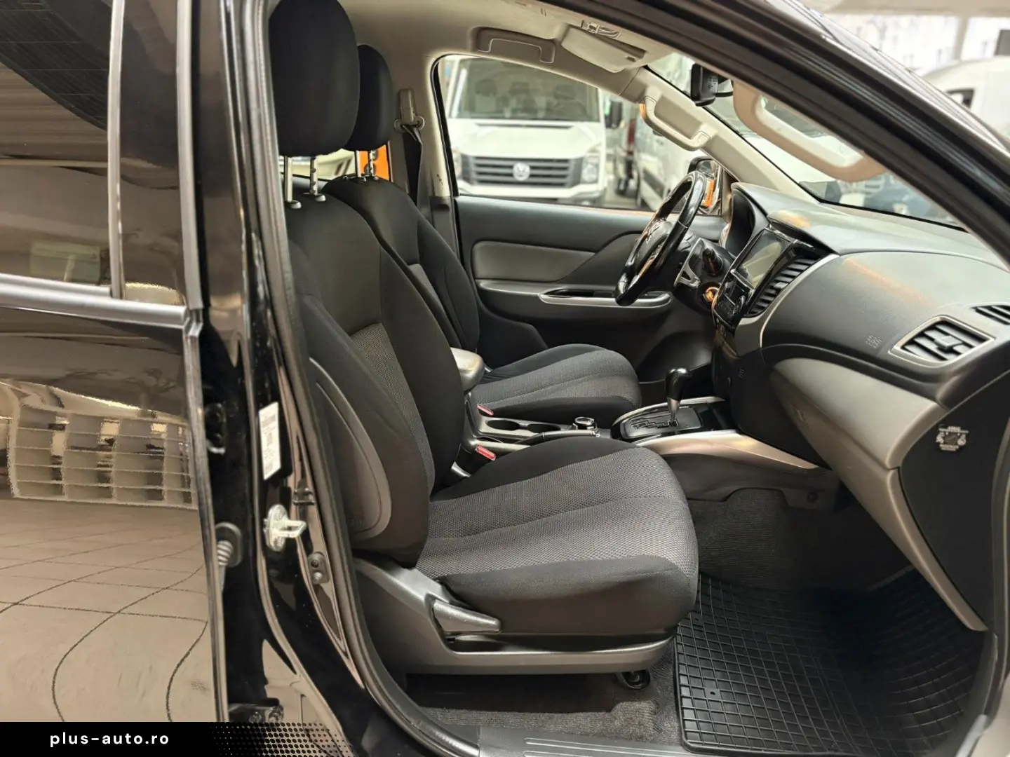 MITSUBISHI L200 Doppelkabine4WD Hardtop BLACK-STYLE AHK VOL