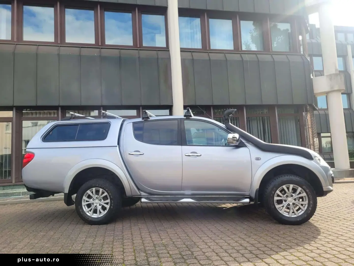 MITSUBISHI L200 Diamant Edition 4WD Aut.-HARDTOP-AHK 3000 K
