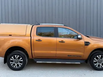 FORD Ranger Wildtrak Doppelkabine 4x4 Aut LED Hardtop