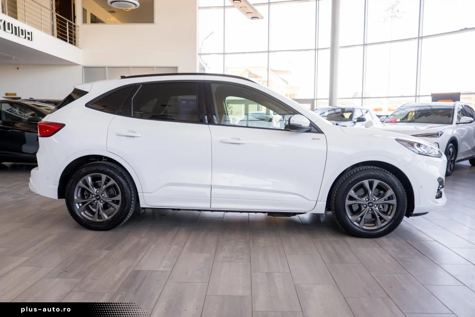 Ford Kuga 2.5L PHEV ST Line X