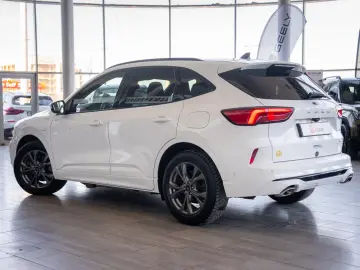 Ford Kuga 2.5L PHEV ST Line X