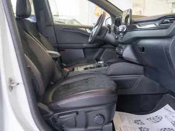 Ford Kuga 2.5L PHEV ST Line X