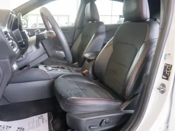 Ford Kuga 2.5L PHEV ST Line X