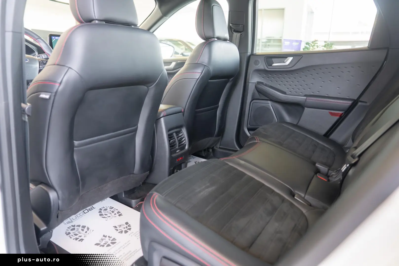 Ford Kuga 2.5L PHEV ST Line X