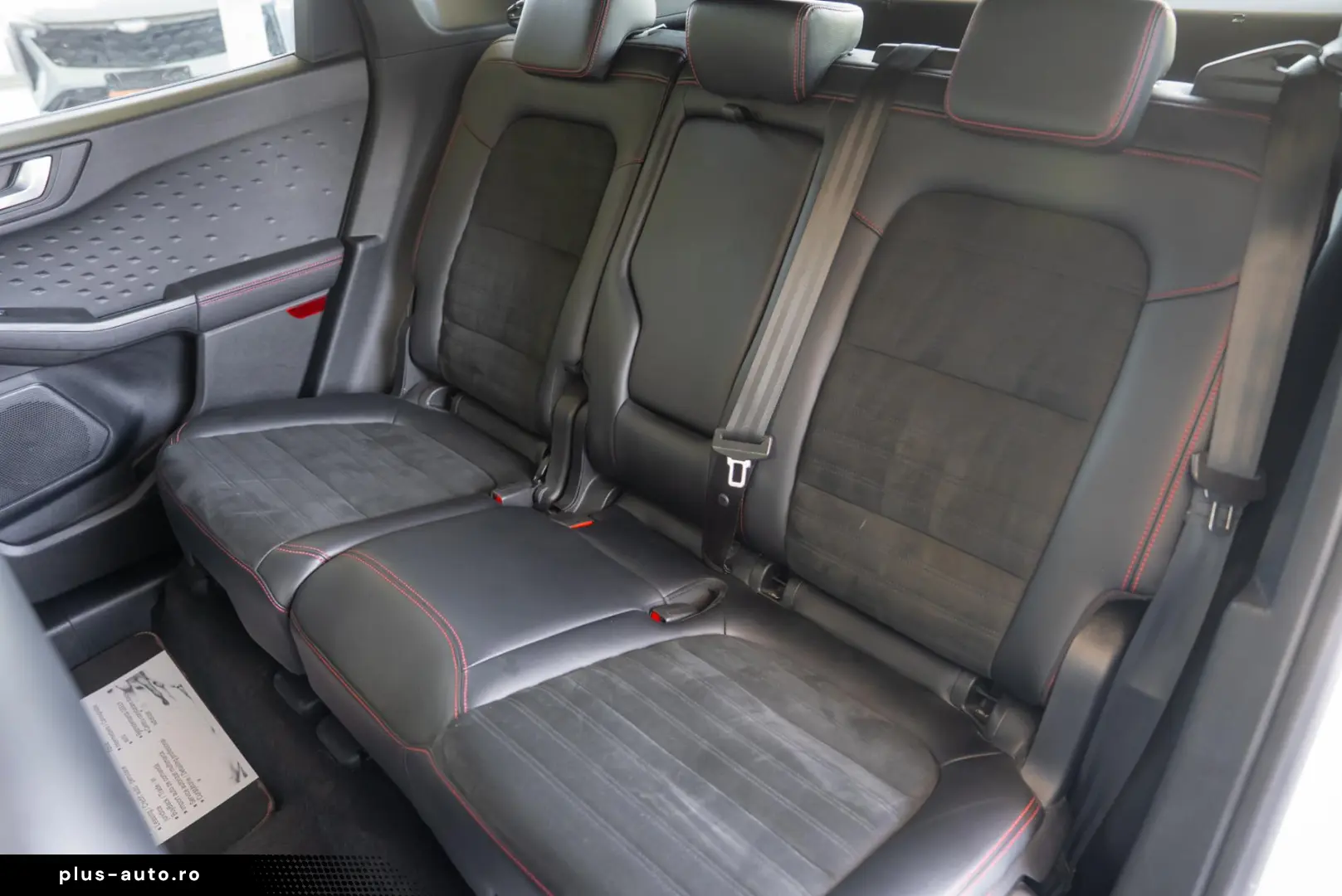 Ford Kuga 2.5L PHEV ST Line X