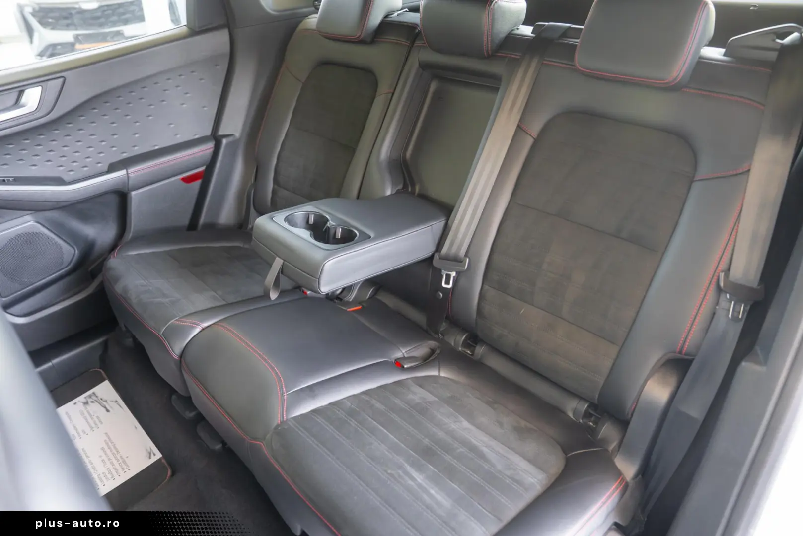 Ford Kuga 2.5L PHEV ST Line X