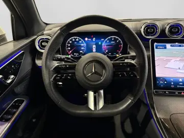 MERCEDES-BENZ GLC 300 d 4M AMG Keyless 360