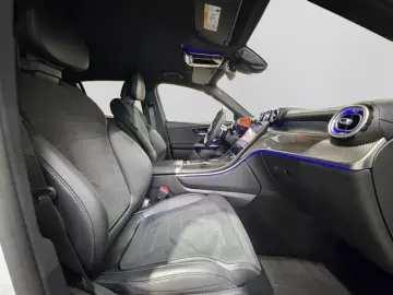 MERCEDES-BENZ GLC 300 d 4M AMG Keyless 360