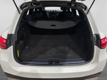 MERCEDES-BENZ GLC 300 d 4M AMG Keyless 360