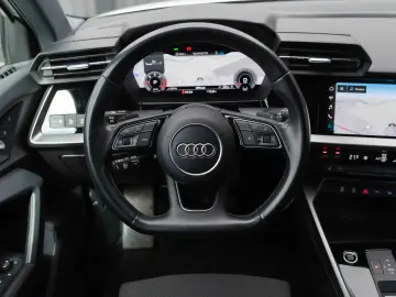 Audi A3 35 TDI Sportback S tronic S line