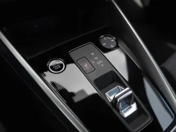 Audi A3 35 TDI Sportback S tronic S line