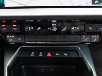 Audi A3 35 TDI Sportback S tronic S line