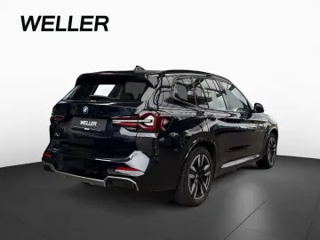 BMW iX3 M Sport LiCoPro DAPro ad. LED AHK SitzHz PA