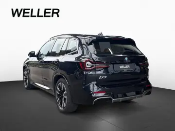 BMW iX3 M Sport LiCoPro DAPro ad. LED AHK SitzHz PA