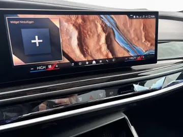 BMW 740d xDr M SPORT FondEnt AHK SkyL StHz 360 DAPro