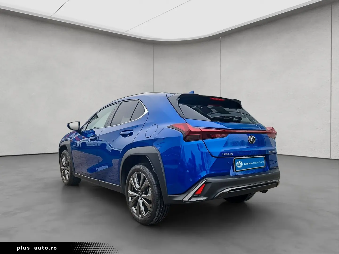 LEXUS UX 250h F-Sport Design