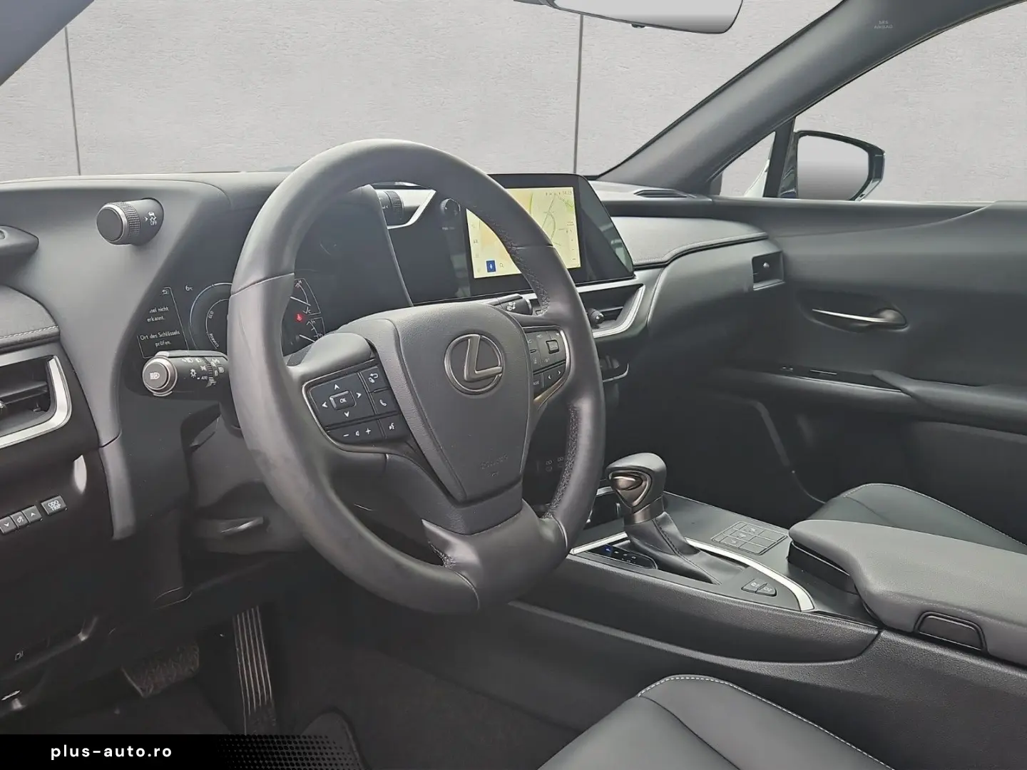 LEXUS UX 250h F-Sport Design