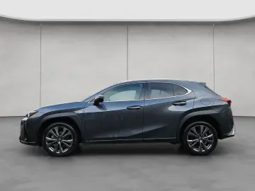LEXUS UX 250h F-Sport Design