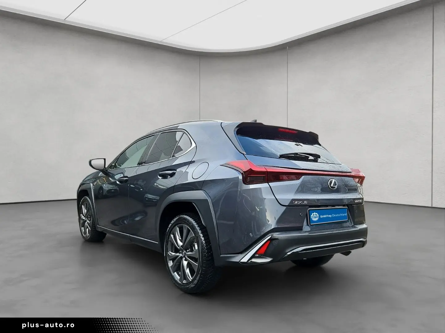 LEXUS UX 250h F-Sport Design