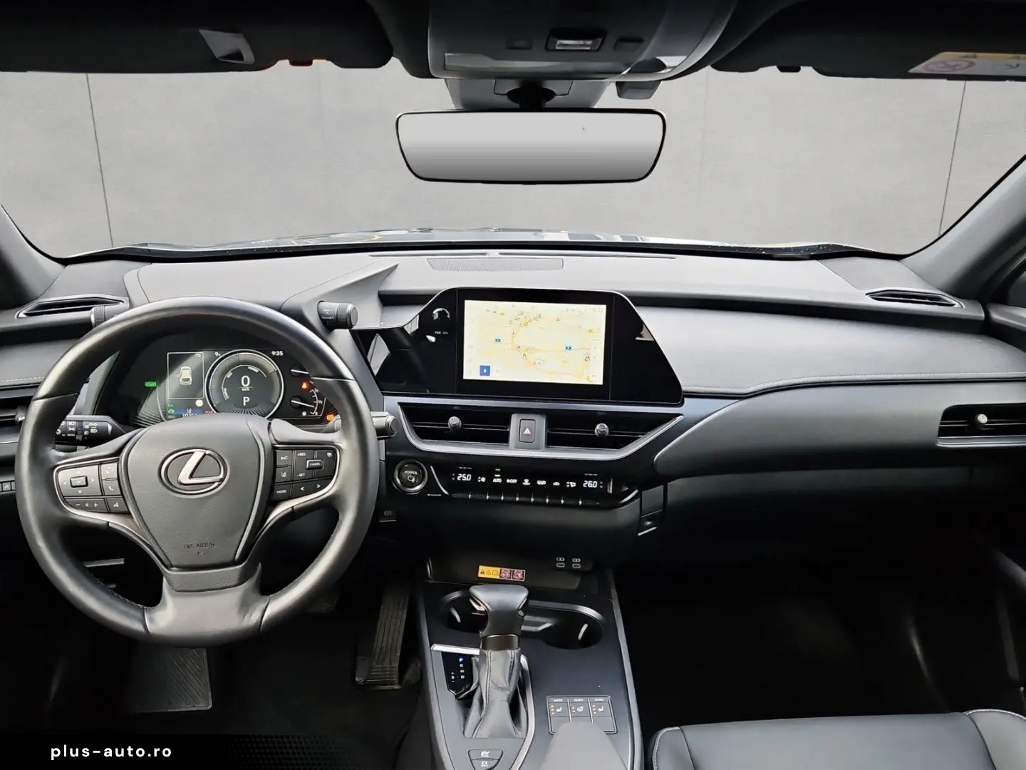 LEXUS UX 250h F-Sport Design