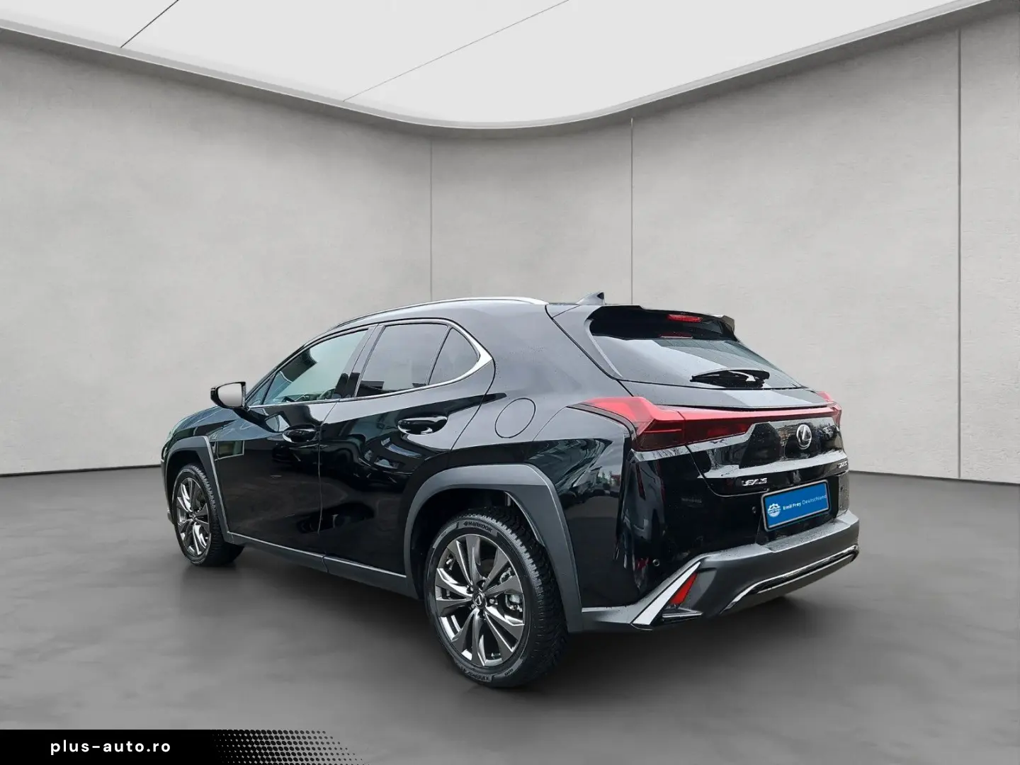 LEXUS UX 250h F-Sport Design
