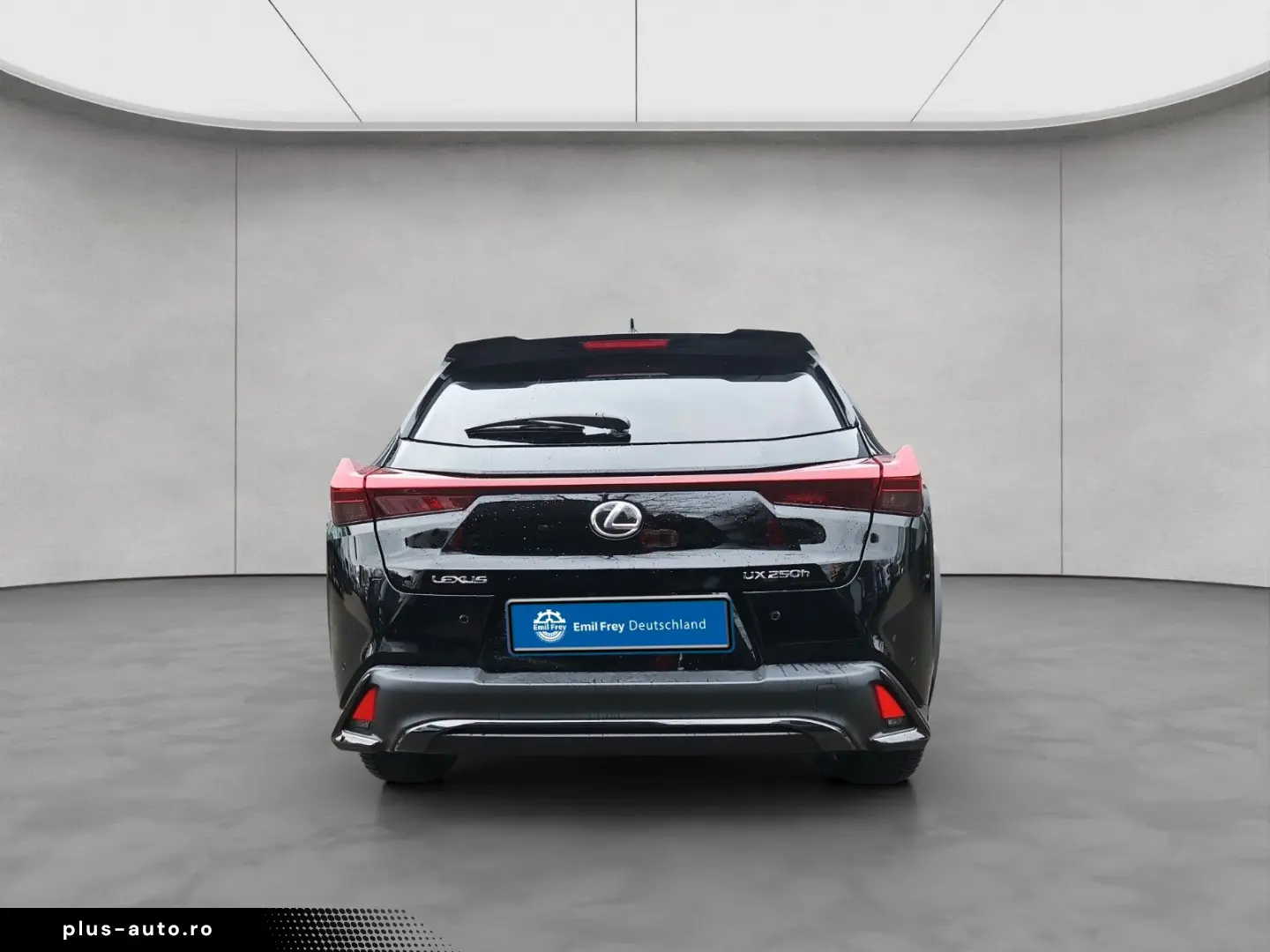 LEXUS UX 250h F-Sport Design