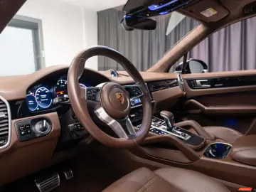 PORSCHE CAYENNE S