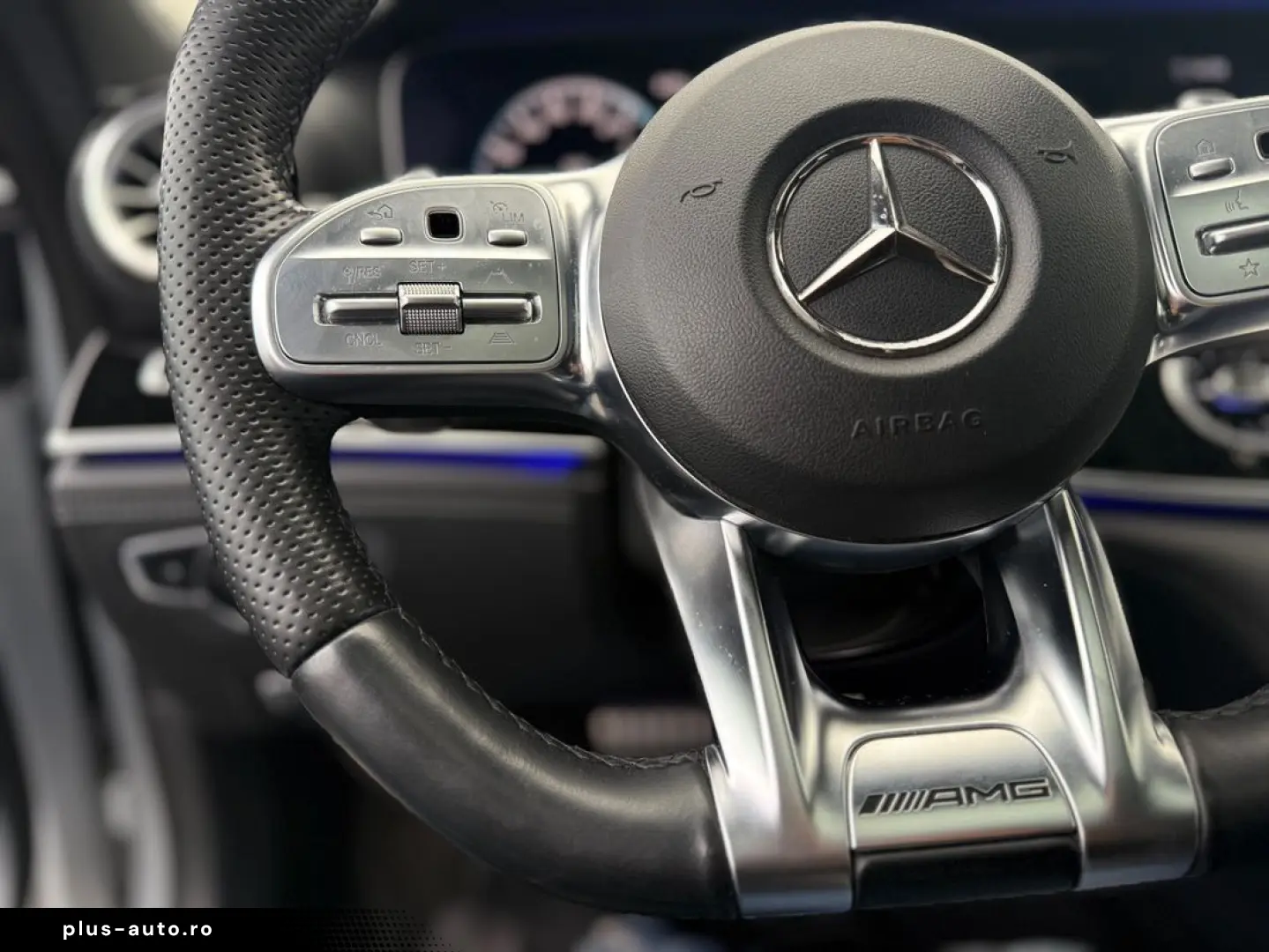 Mercedes-benz AMG-GT-4DOOR-COUPE