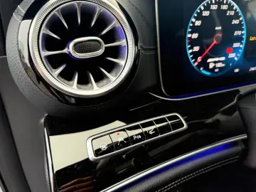 Mercedes-benz AMG-GT-4DOOR-COUPE