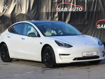 Tesla MODEL-3