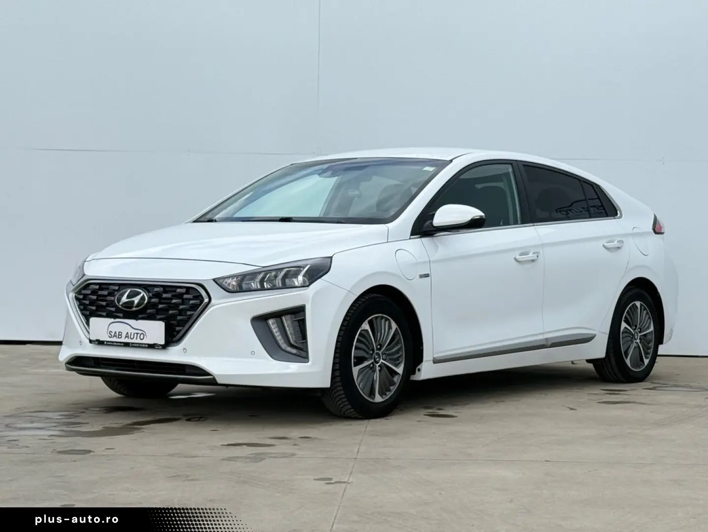 Hyundai IONIQ