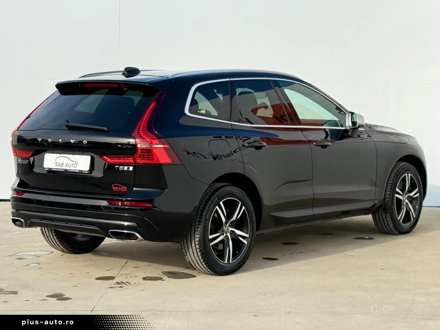 Volvo XC-60