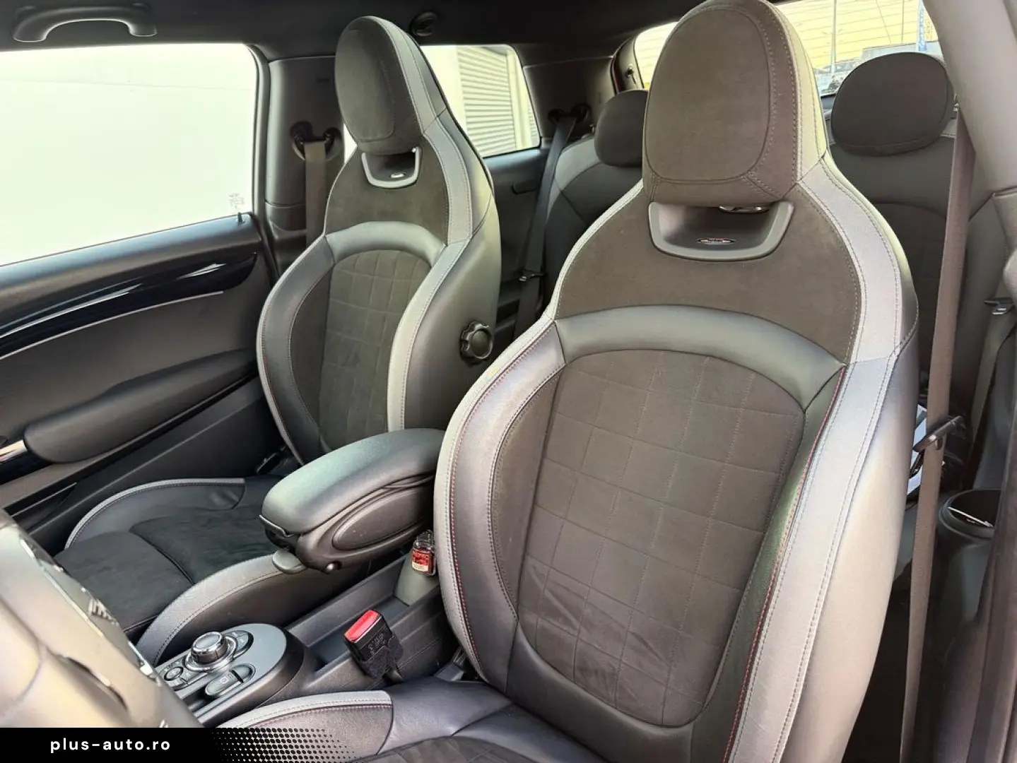 Mini JOHN-COOPER-WORKS