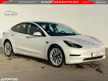 Tesla MODEL-3