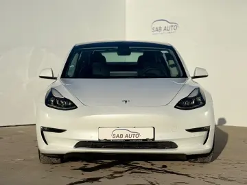 Tesla MODEL-3