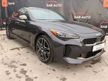 Kia STINGER