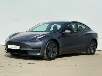 Tesla MODEL-3