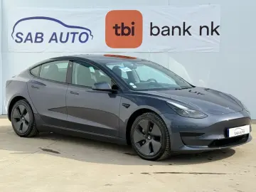 Tesla MODEL-3