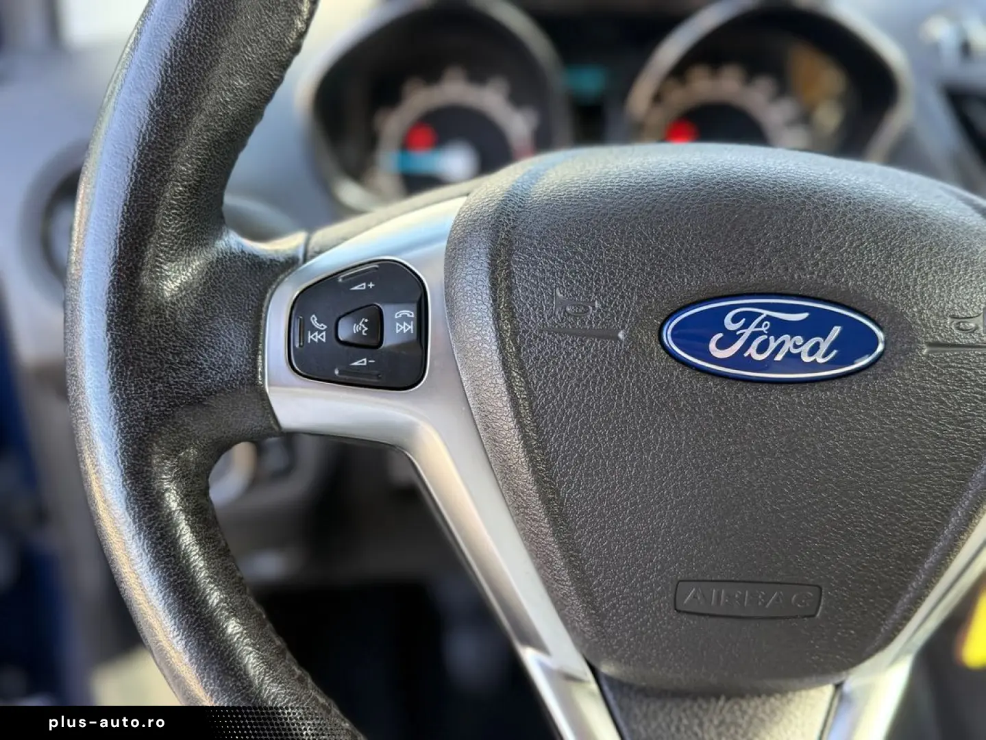 Ford TOURNEO-COURIER