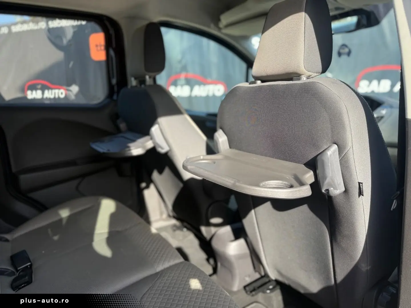 Ford TOURNEO-COURIER