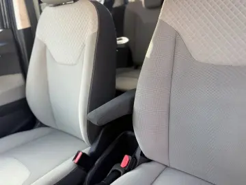 Ford TOURNEO-COURIER