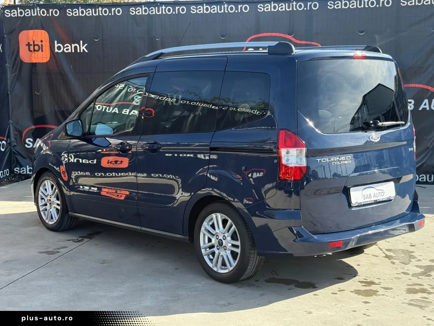 Ford TOURNEO-COURIER